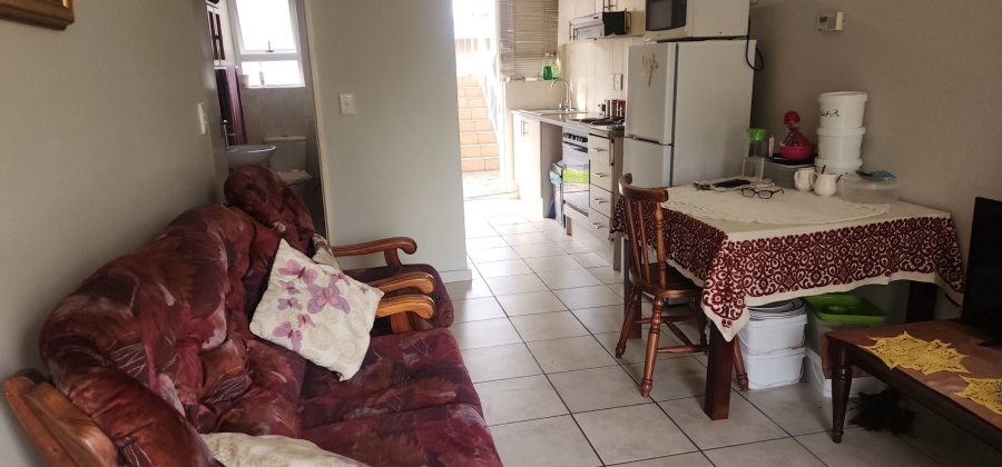 2 Bedroom Property for Sale in Heideveld Western Cape